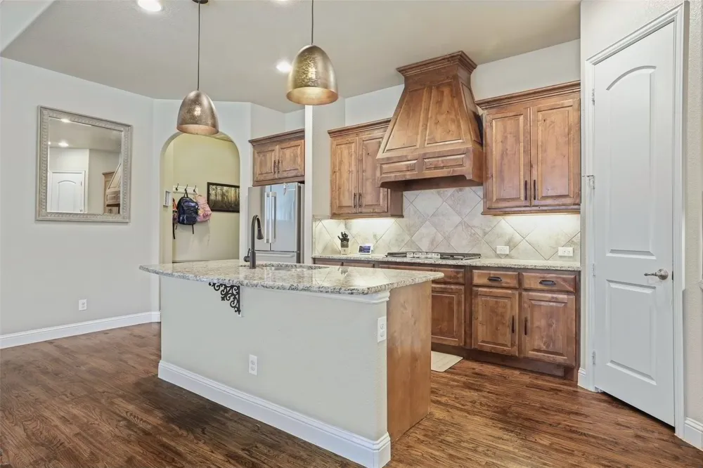 4908 Brookside Drive Denton, TX 76226