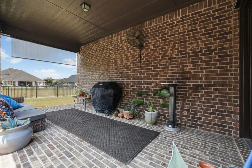 4908 Brookside Drive Denton, TX 76226