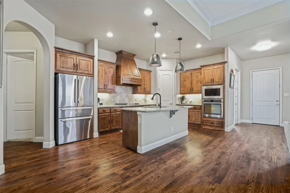 4908 Brookside Drive Denton, TX 76226