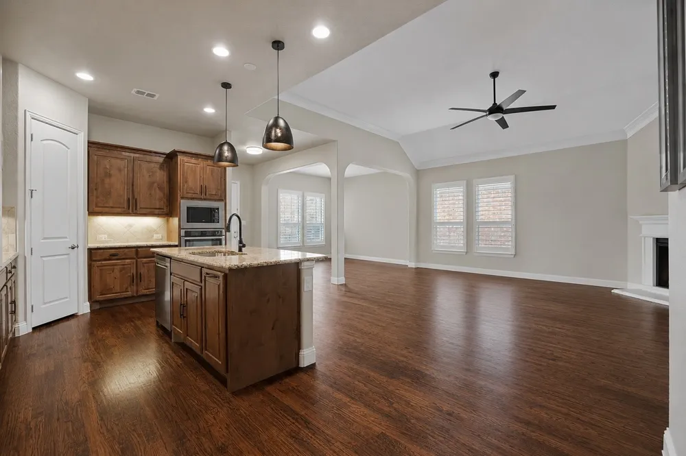 4908 Brookside Drive Denton, TX 76226