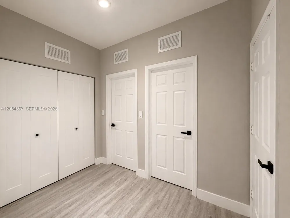 14753 SW 25th St Miami, FL 33185