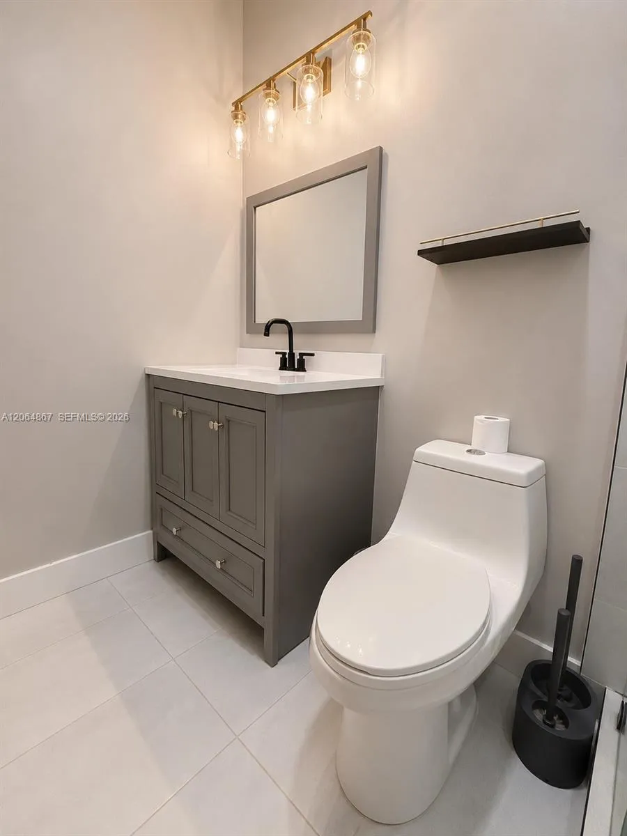 14753 SW 25th St Miami, FL 33185