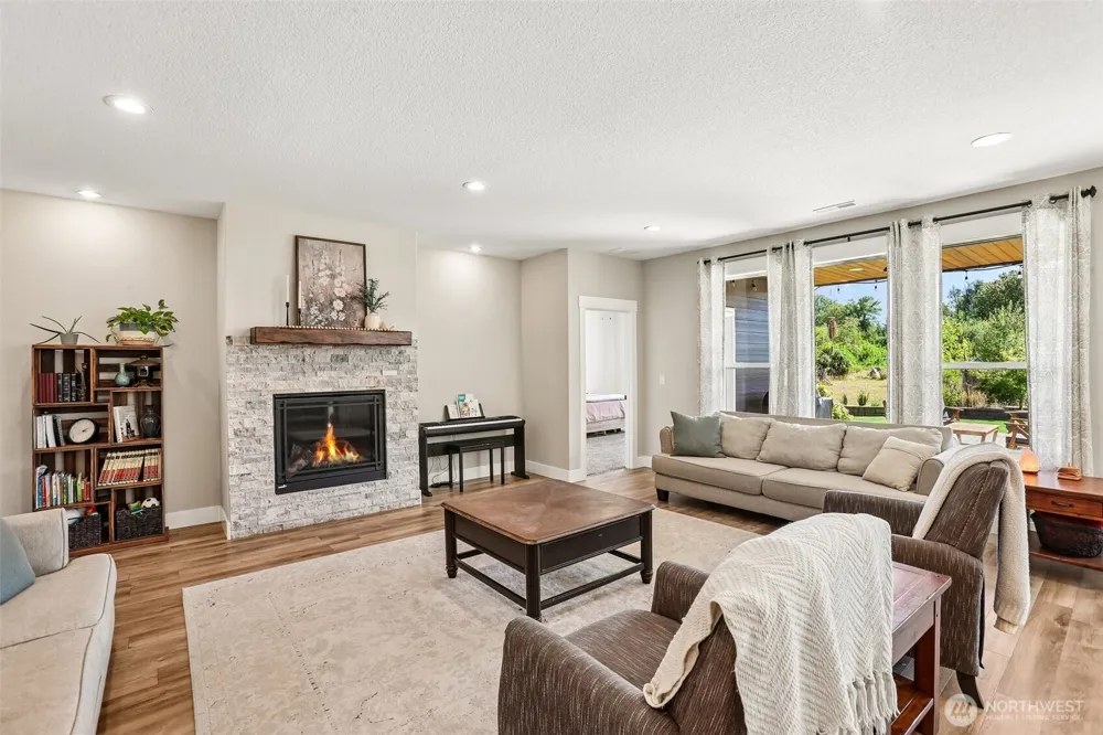 4417 SE 17th Avenue Brush Prairie, WA 98606