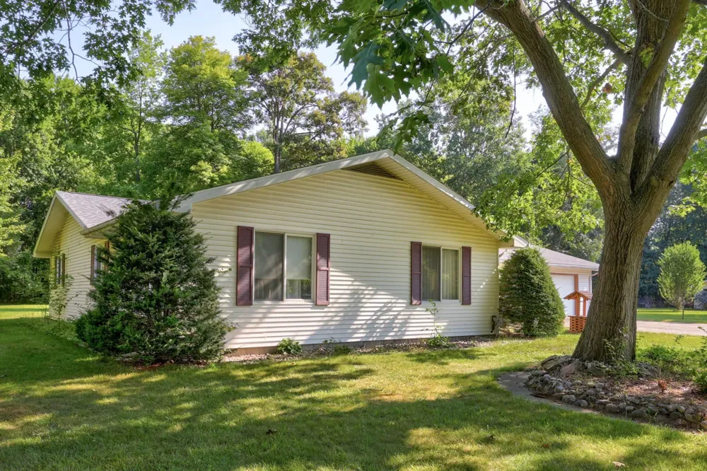 5745 E Townline Road Bridgeport Charter Township, MI 48415