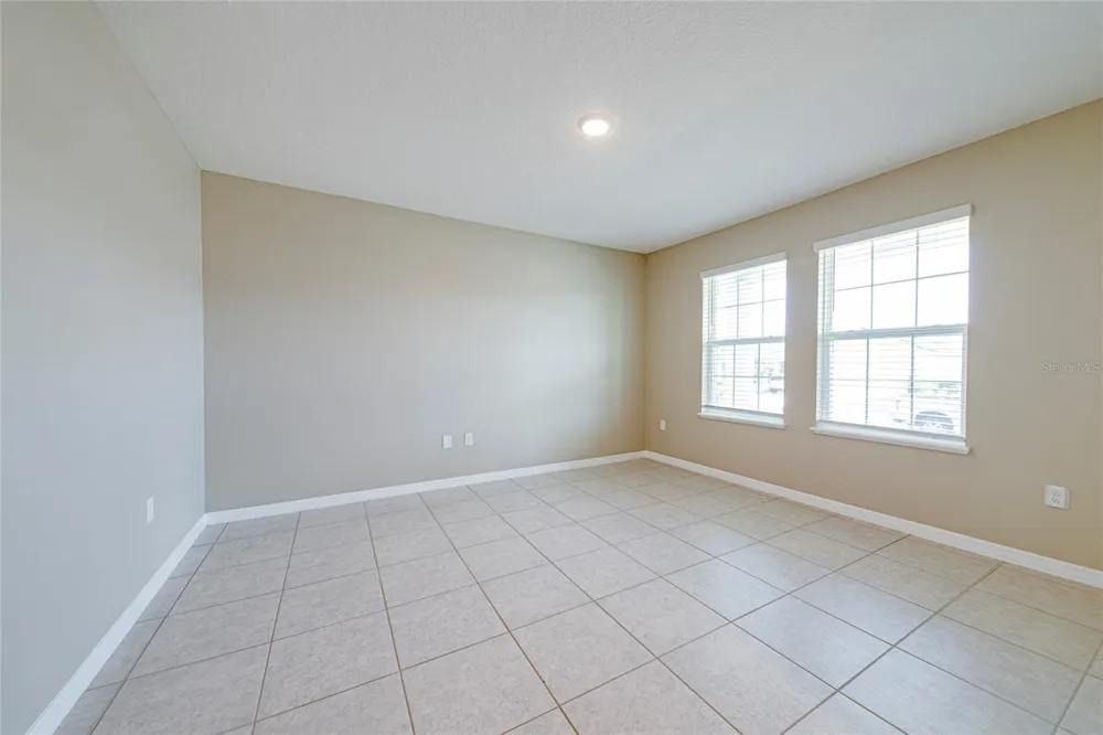 352 BRIARBROOK LANE Haines City, FL 33844