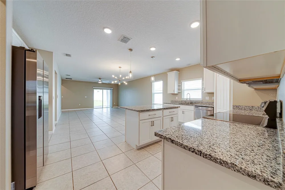 352 BRIARBROOK LANE Haines City, FL 33844