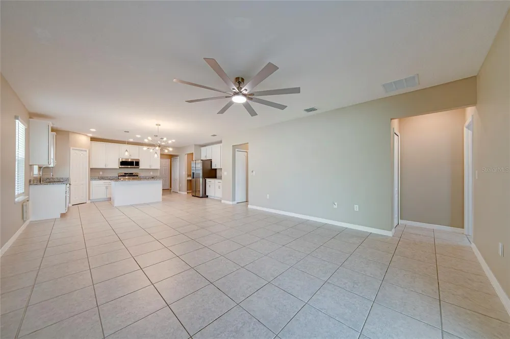 352 BRIARBROOK LANE Haines City, FL 33844
