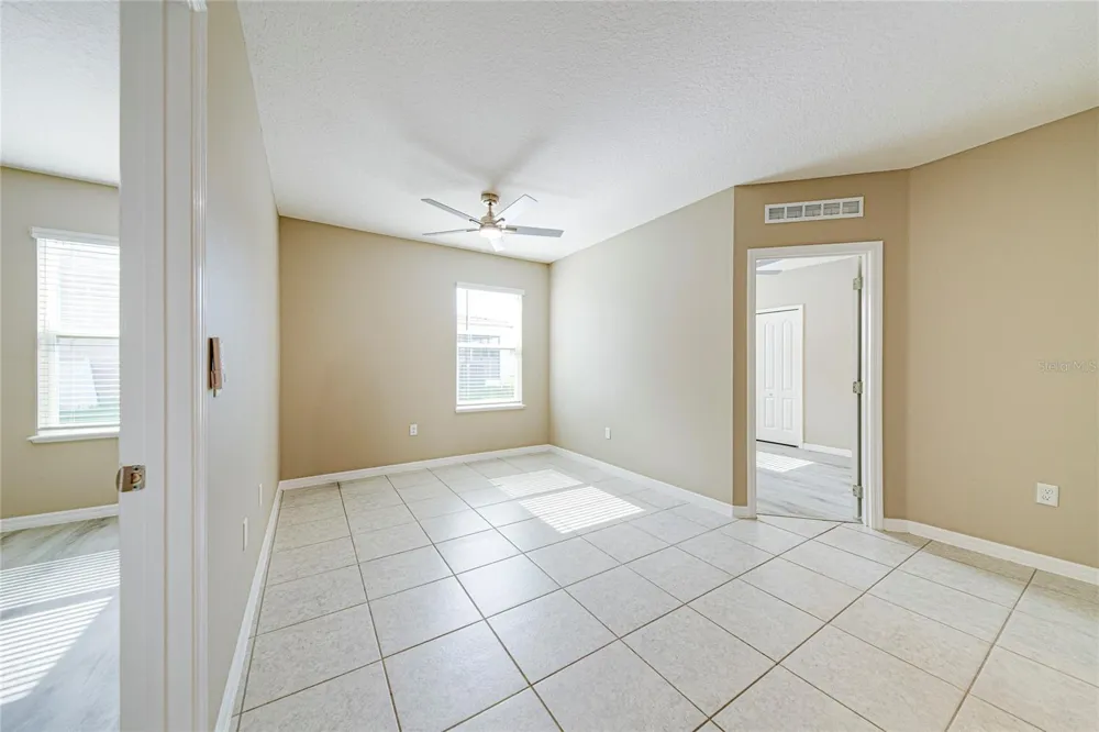 352 BRIARBROOK LANE Haines City, FL 33844