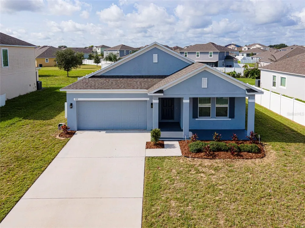 352 BRIARBROOK LANE Haines City, FL 33844