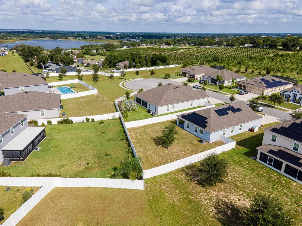 352 BRIARBROOK LANE Haines City, FL 33844
