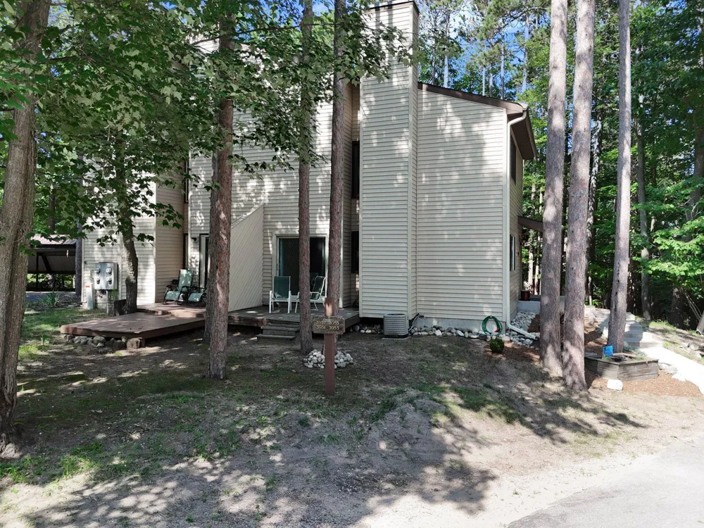 3955 Emily Lane East Bay Township, MI 49686
