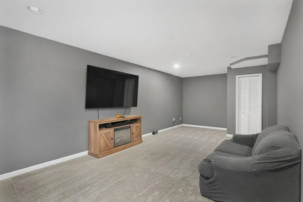 5173 Palmer Place Blair Township, MI 49685