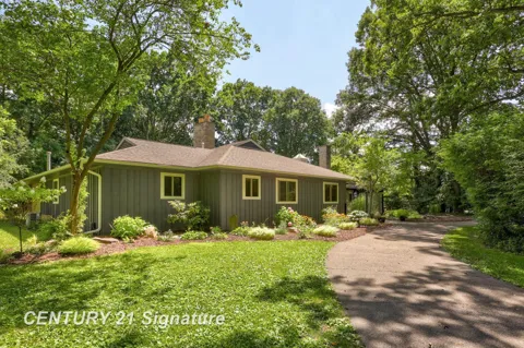 1 Center Woods Drive