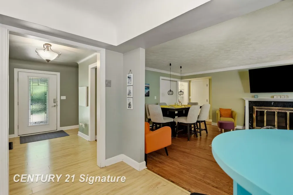 1 Center Woods Drive Saginaw Charter Township, MI 48638