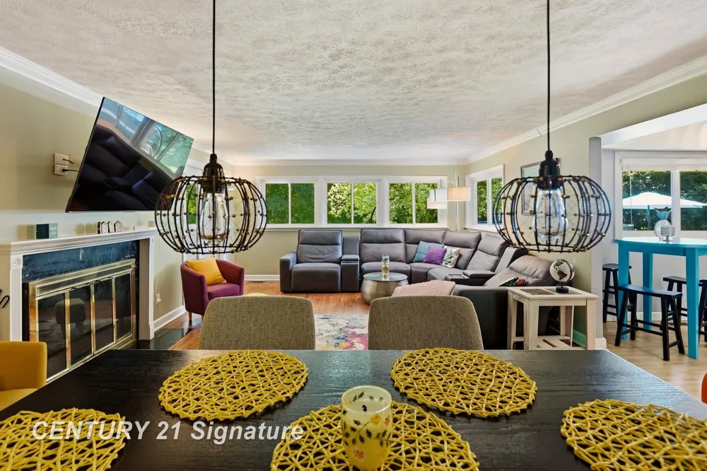 1 Center Woods Drive Saginaw Charter Township, MI 48638