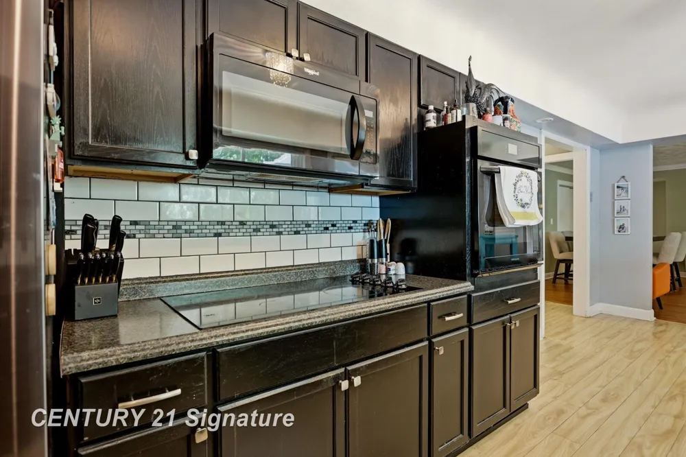 1 Center Woods Drive Saginaw Charter Township, MI 48638