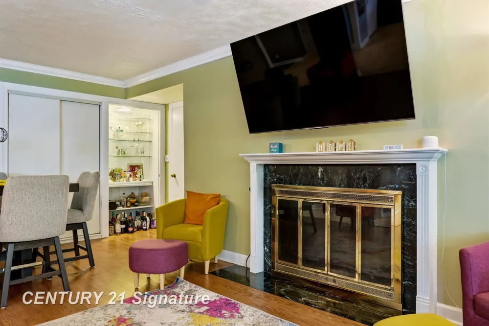 1 Center Woods Drive Saginaw Charter Township, MI 48638