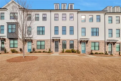 1115 Larkin Dr
