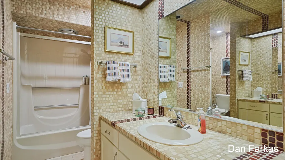 834 Brook Village Court Holland, MI 49423