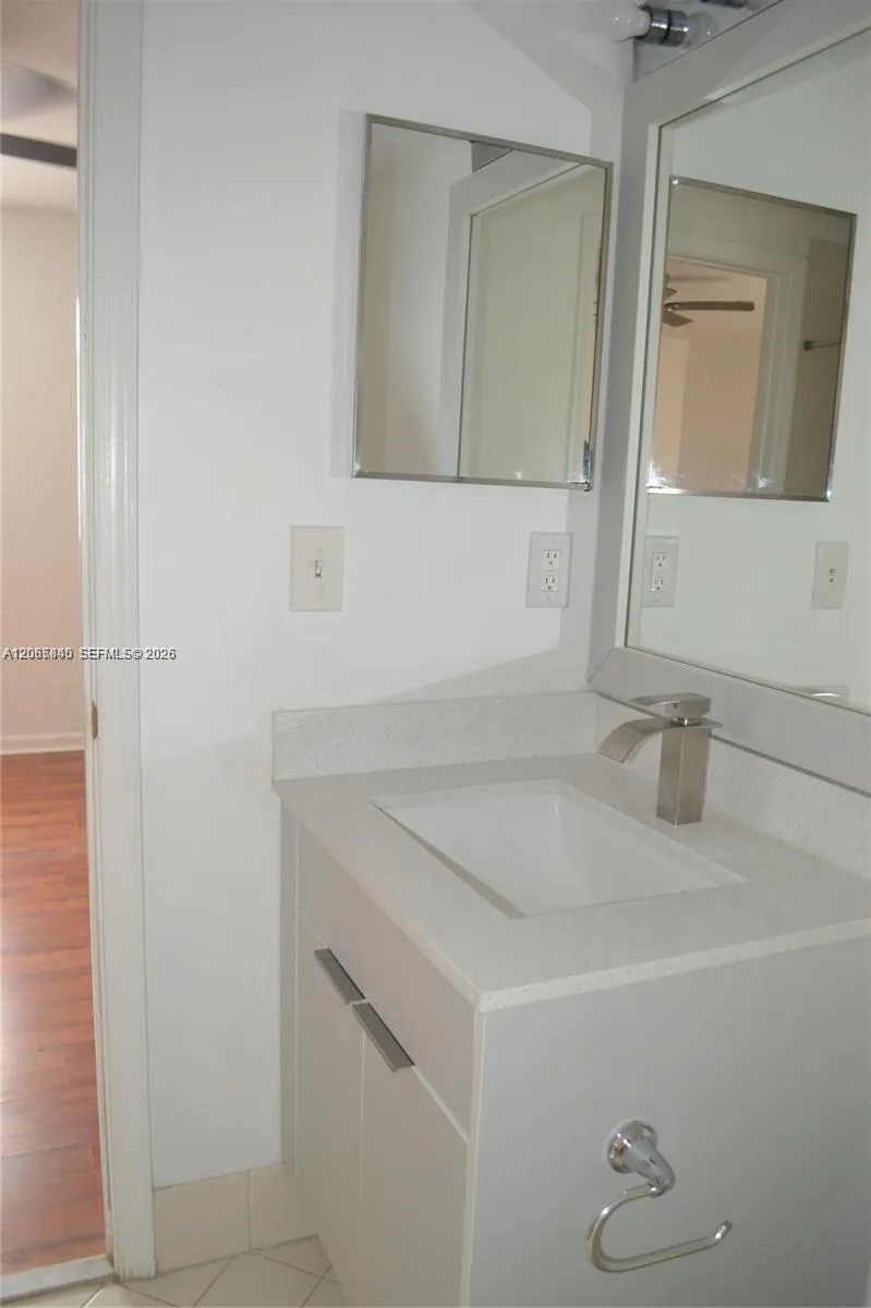 3973 Orange Tree Ln #0 Weston, FL 33332
