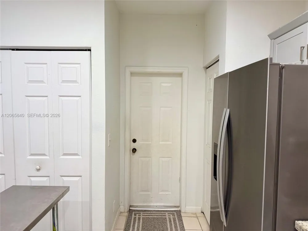3973 Orange Tree Ln #0 Weston, FL 33332