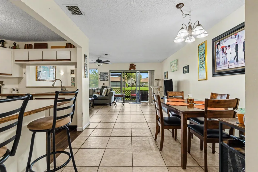 2269 DISCOVERY CIRCLE W Deerfield Beach, FL 33442