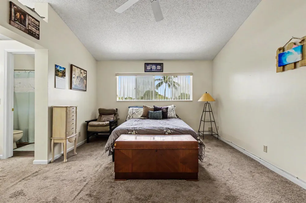 2269 DISCOVERY CIRCLE W Deerfield Beach, FL 33442