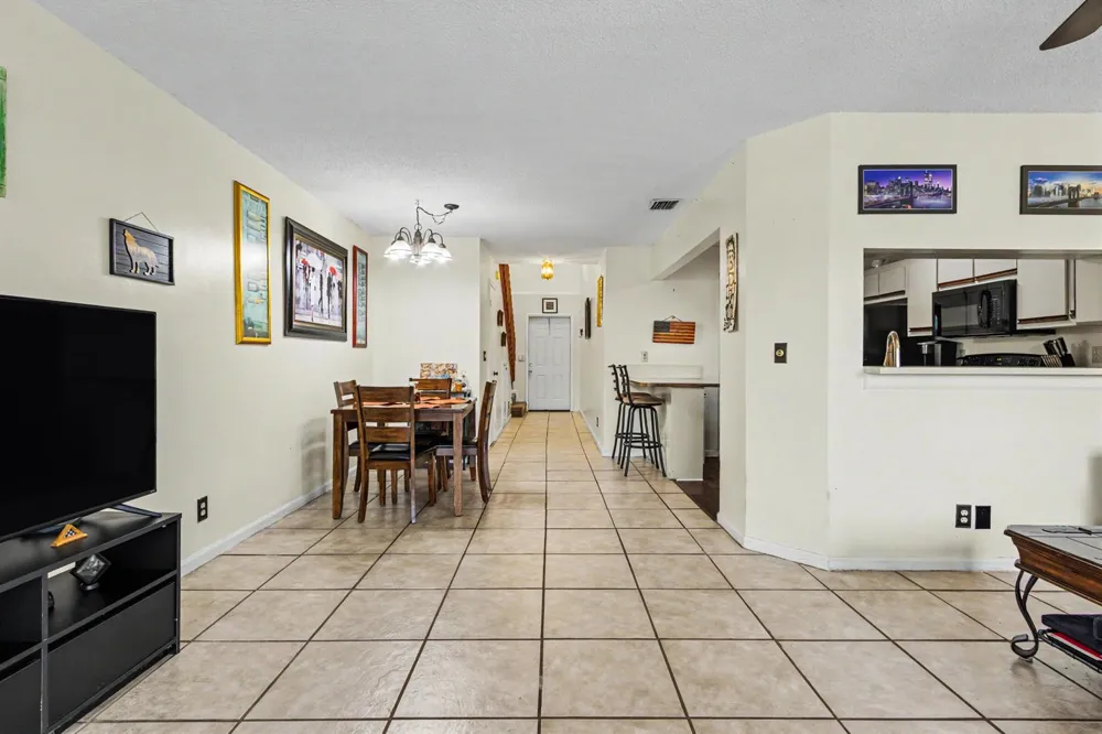 2269 DISCOVERY CIRCLE W Deerfield Beach, FL 33442