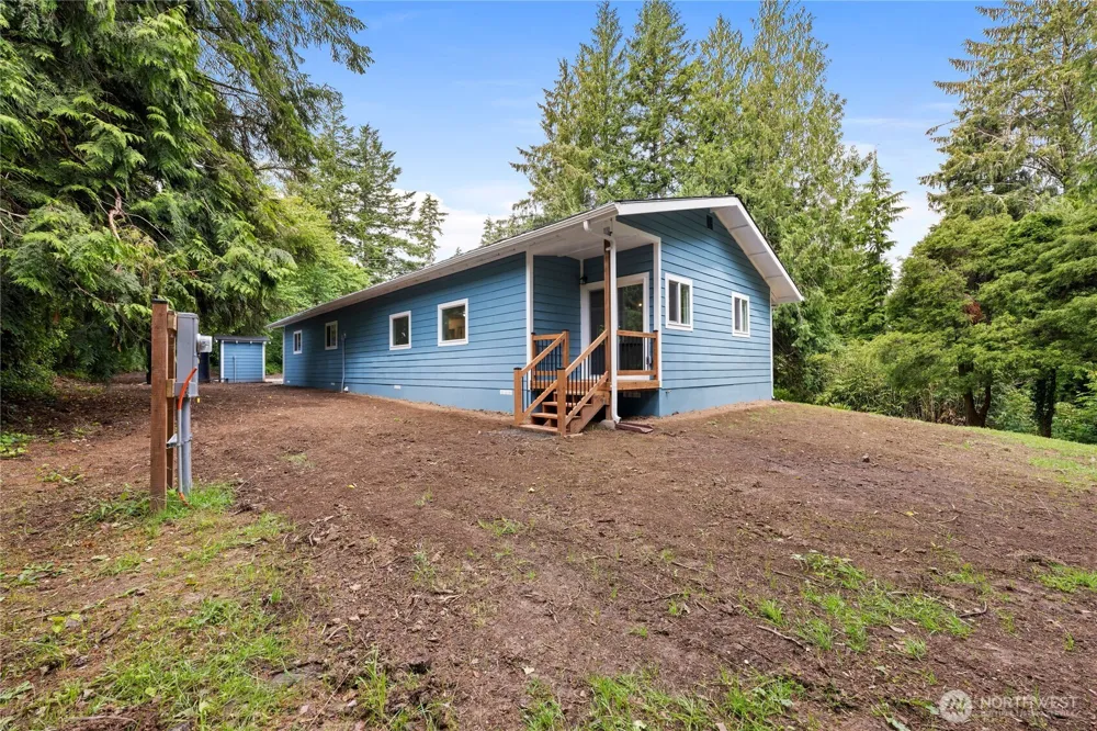 2693 State Rt 101 Ilwaco, WA 98624