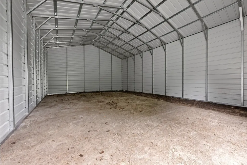 2693 State Rt 101 Ilwaco, WA 98624