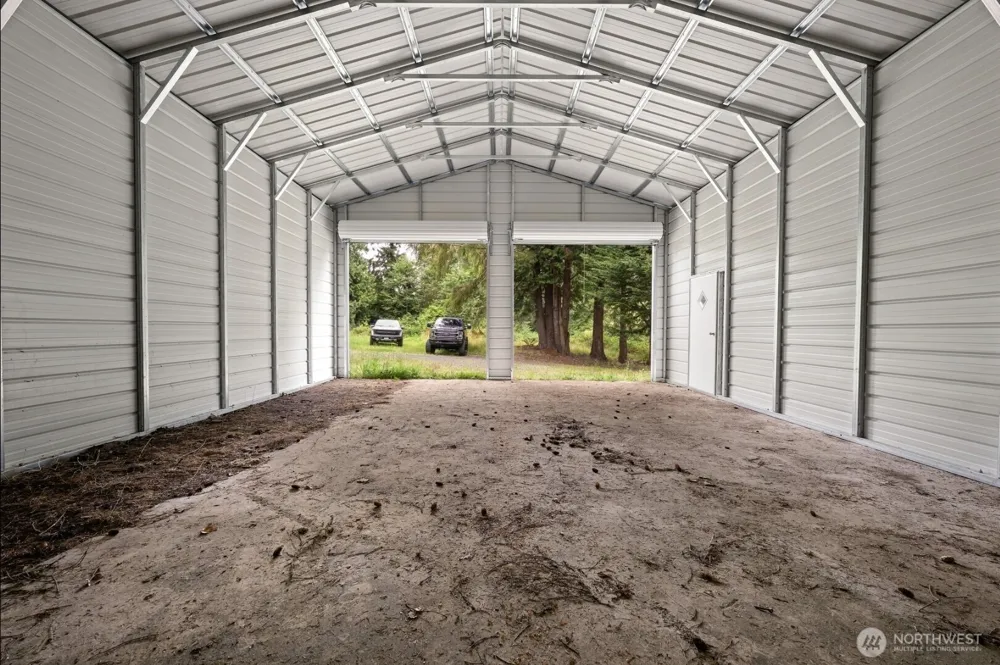2693 State Rt 101 Ilwaco, WA 98624