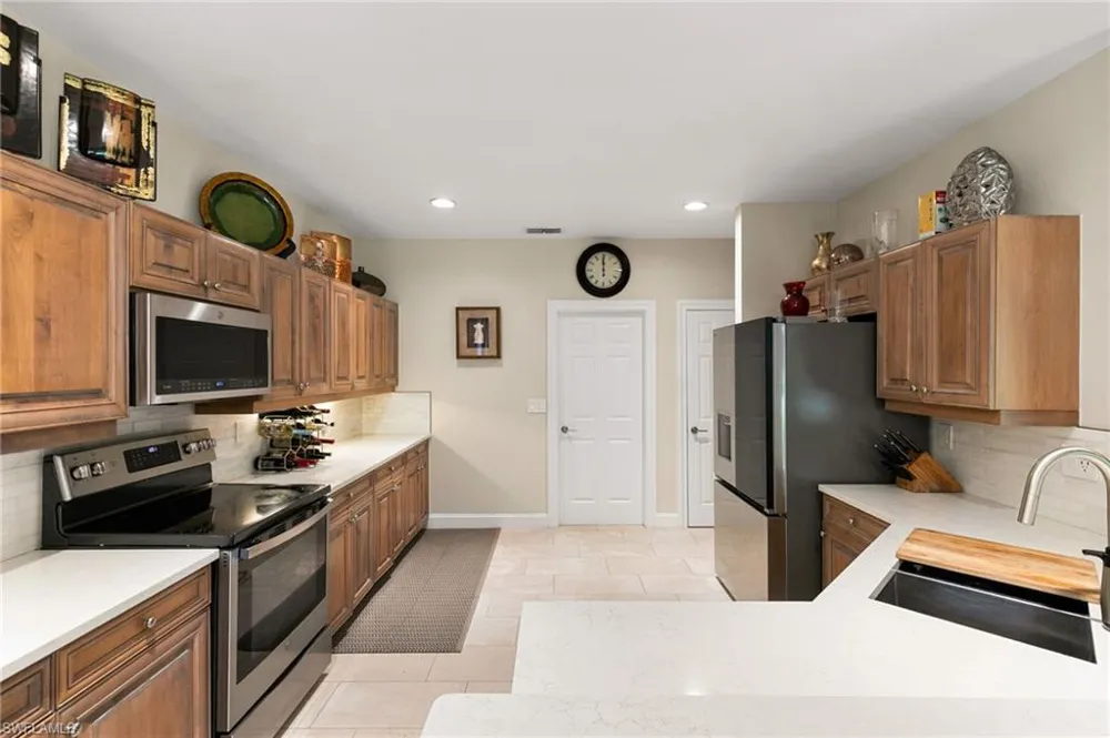 6561 Autumn Woods Boulevard Naples, FL 34109