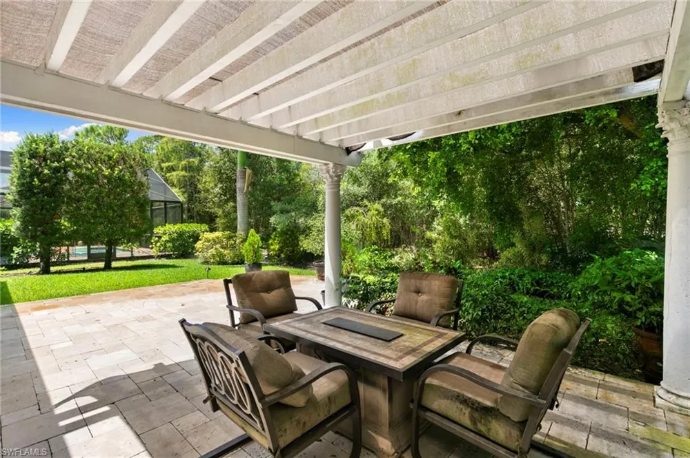 6561 Autumn Woods Boulevard Naples, FL 34109