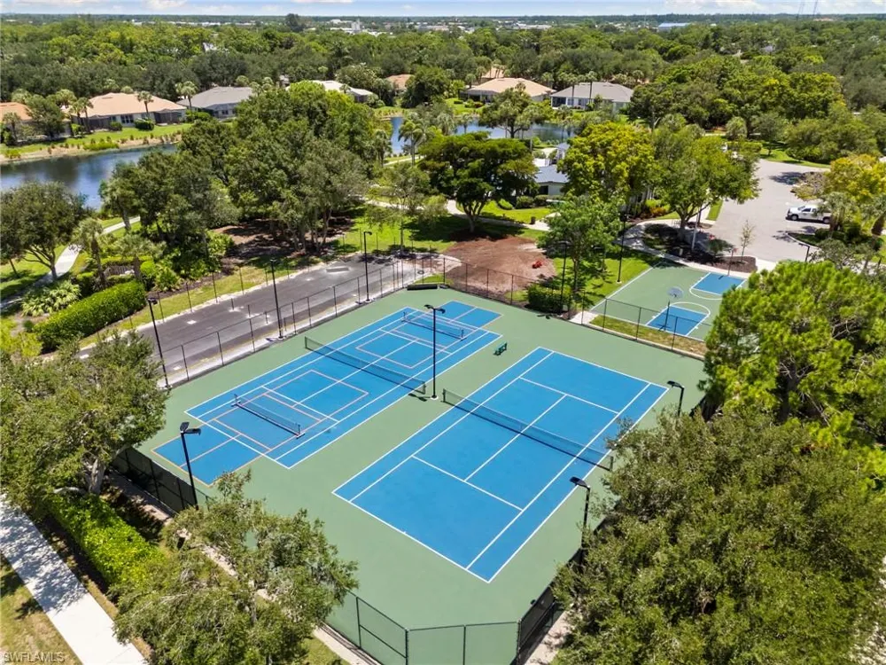 6561 Autumn Woods Boulevard Naples, FL 34109