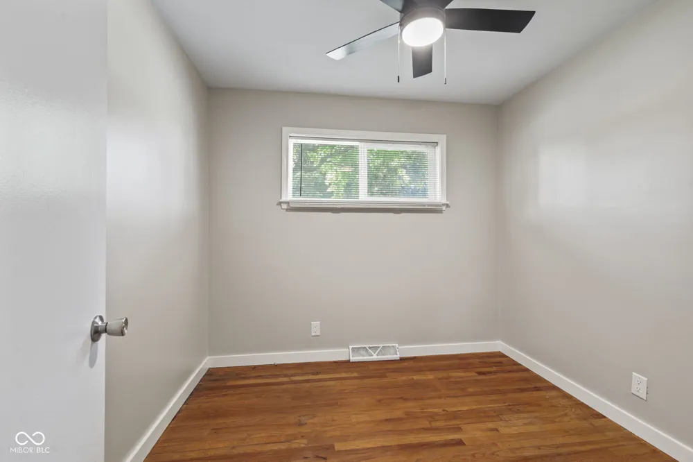 2020 Newcomer Lane Beech Grove, IN 46107