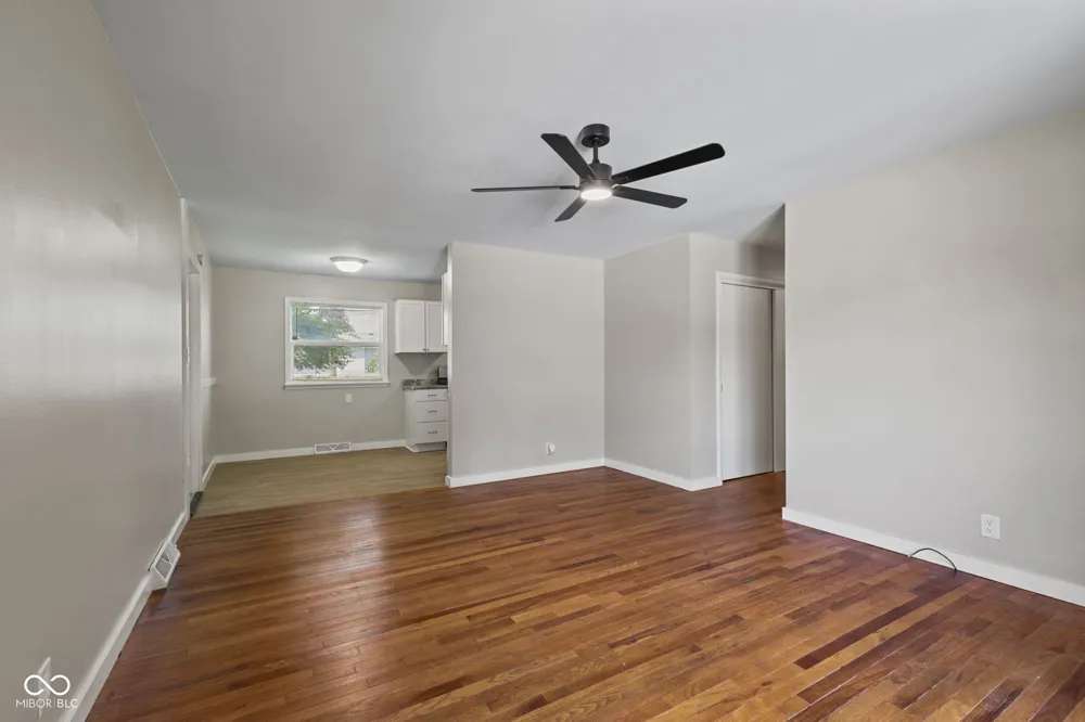 2020 Newcomer Lane Beech Grove, IN 46107