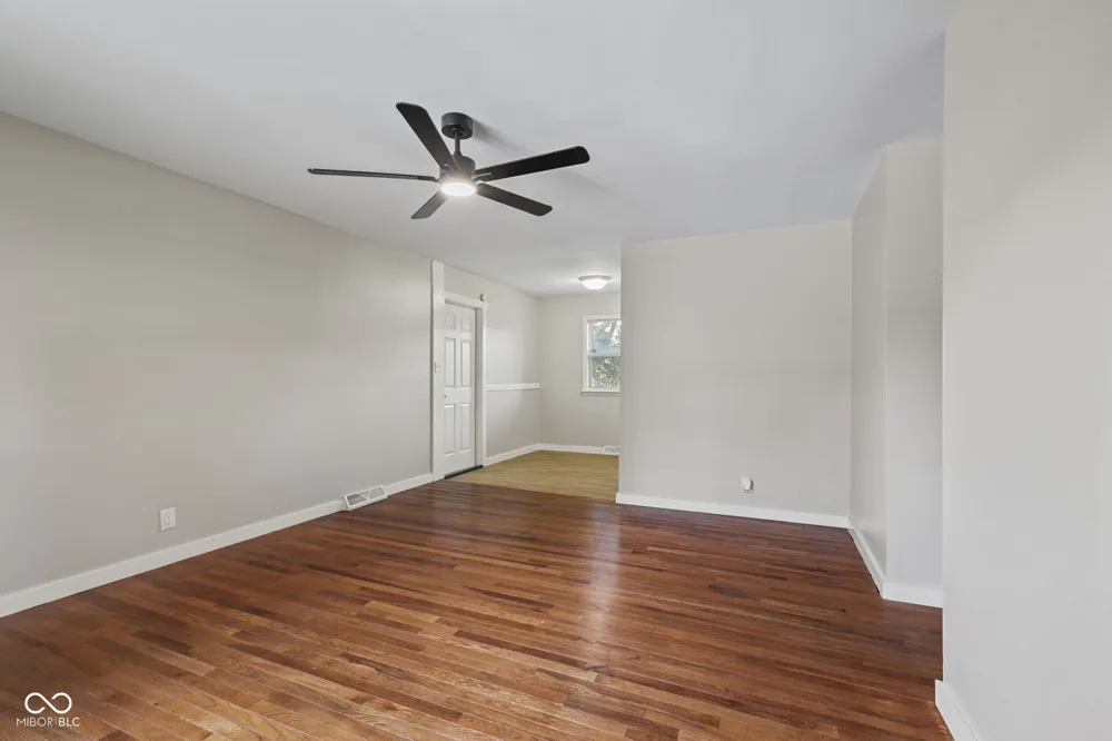 2020 Newcomer Lane Beech Grove, IN 46107
