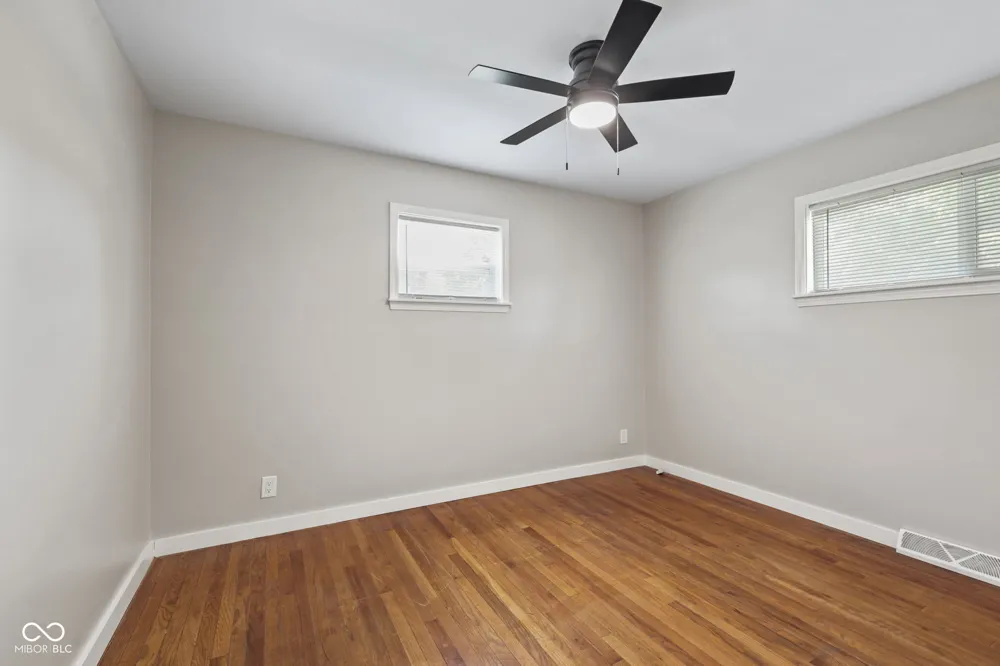 2020 Newcomer Lane Beech Grove, IN 46107