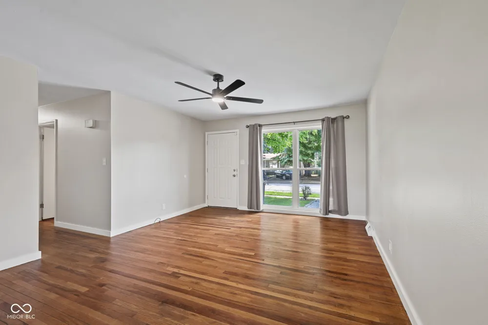 2020 Newcomer Lane Beech Grove, IN 46107