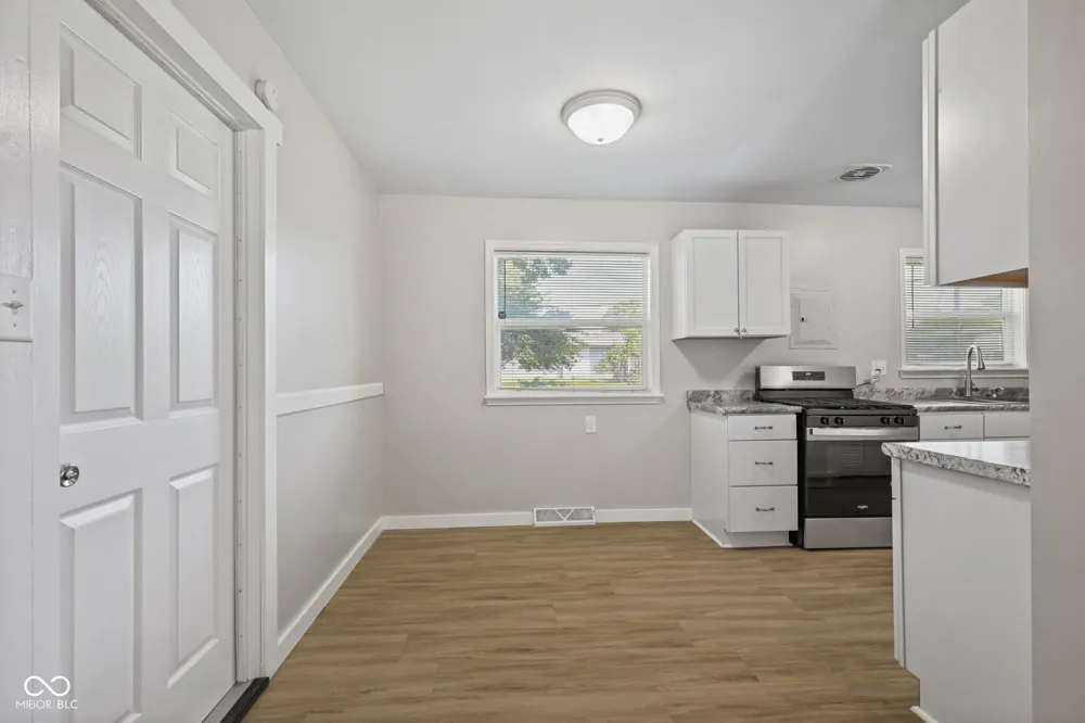 2020 Newcomer Lane Beech Grove, IN 46107