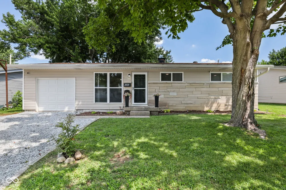 2020 Newcomer Lane Beech Grove, IN 46107