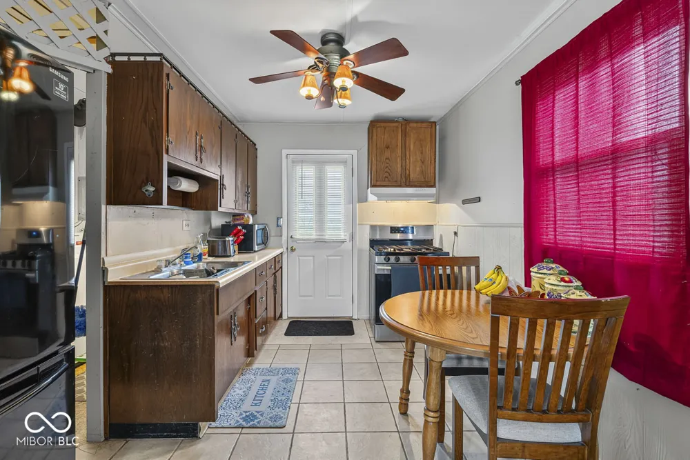 1318 Cottage Avenue Middletown, IN 47356