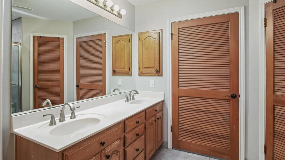 210 Pat Drive Mineola, TX 75773
