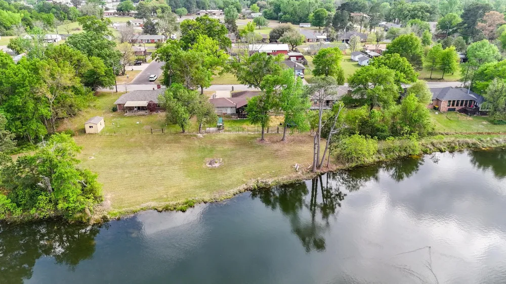 210 Pat Drive Mineola, TX 75773