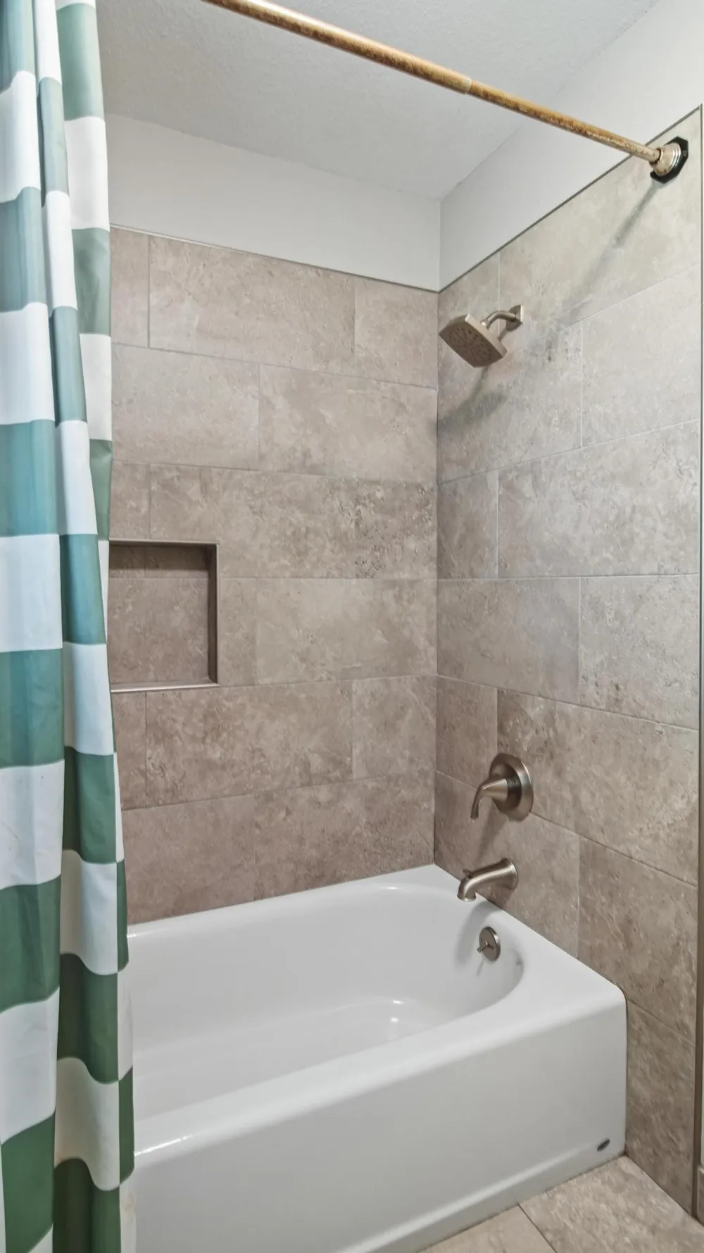 210 Pat Drive Mineola, TX 75773