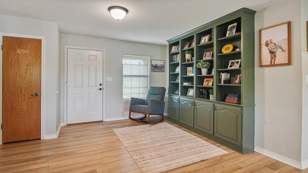 210 Pat Drive Mineola, TX 75773