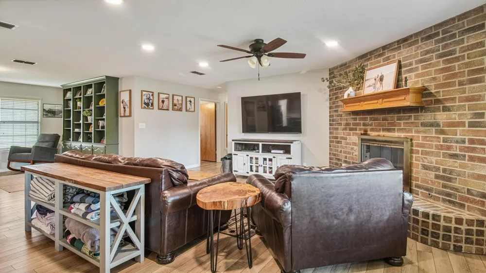 210 Pat Drive Mineola, TX 75773