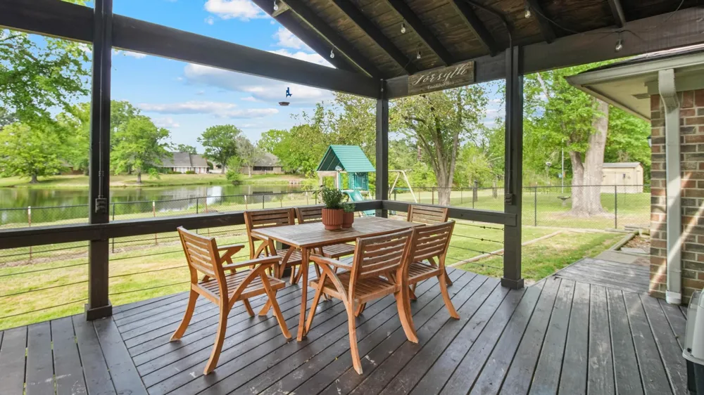 210 Pat Drive Mineola, TX 75773