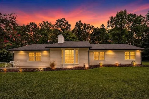 120 Creekwood Lane