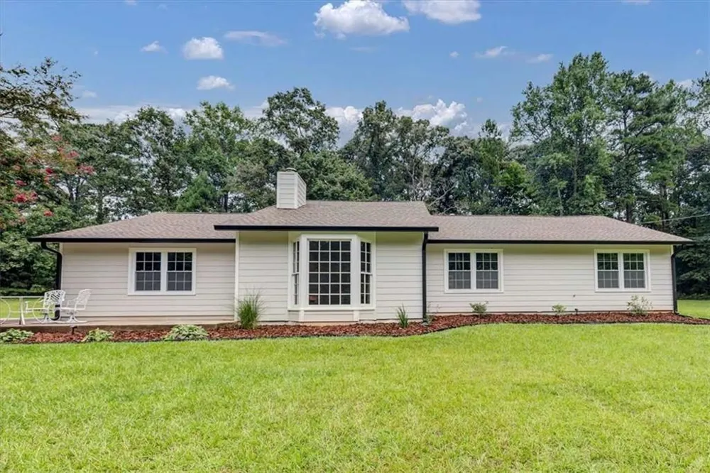 120 Creekwood Lane Fayetteville, GA 30214